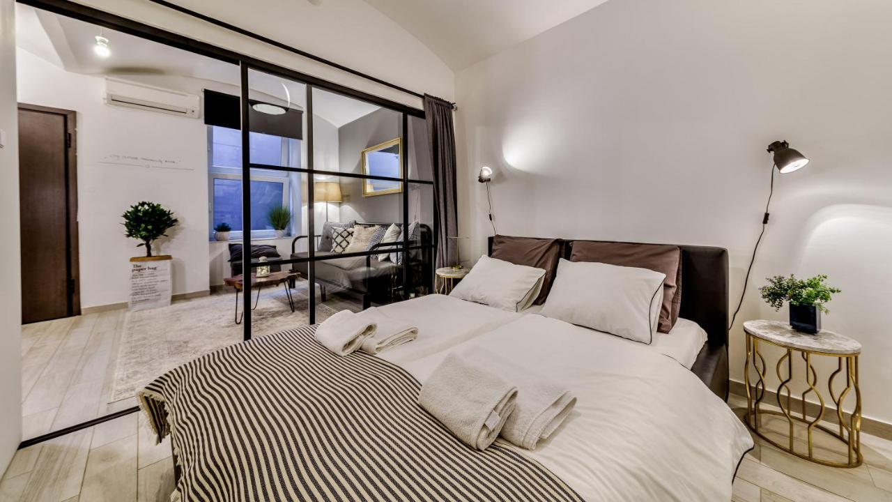 Apartments Santini 萨格勒布 外观 照片
