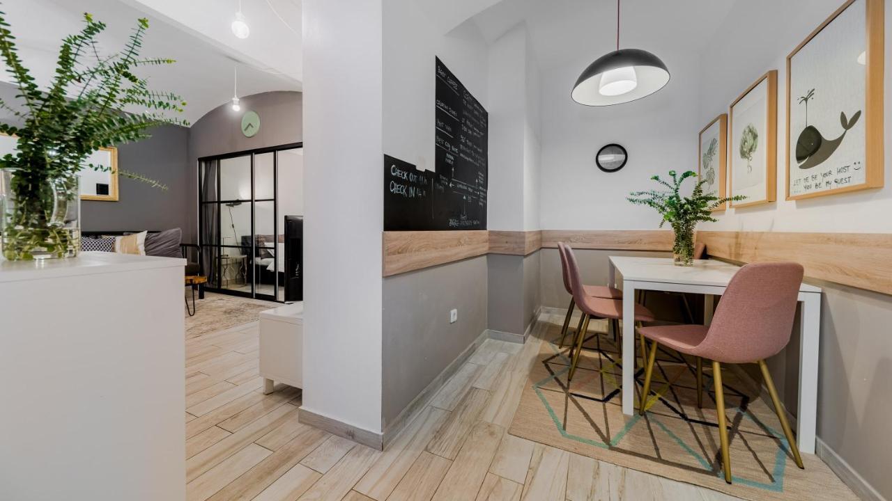 Apartments Santini 萨格勒布 外观 照片