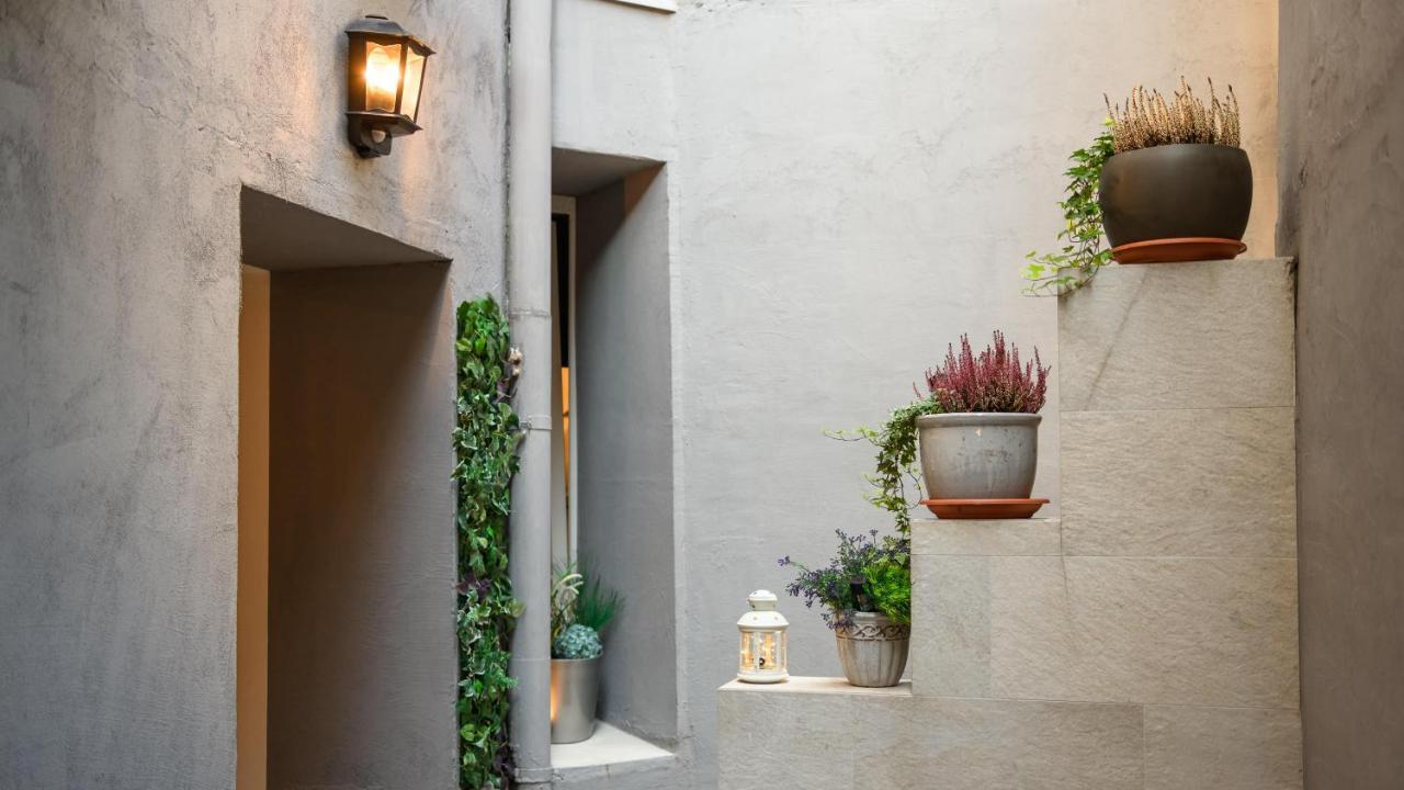 Apartments Santini 萨格勒布 外观 照片